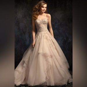 Kenneth Winston Bridal Ball Gawn - Size 14